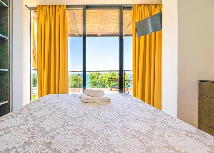 Kalma Exi Vilă Nea Moudania