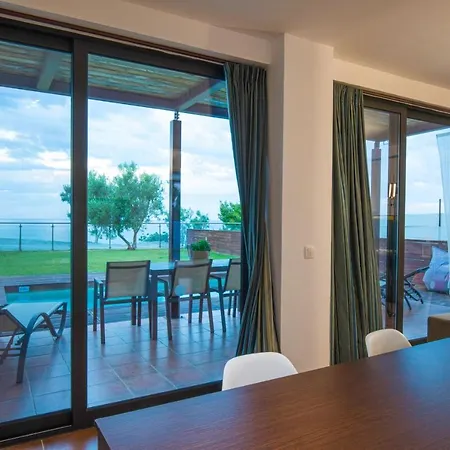 Villa Kalma Exi