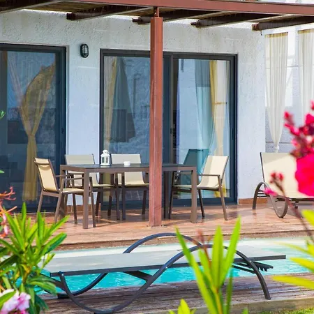 Kalma Exi Villa Nea Moudania