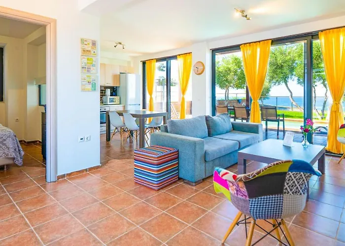 Kalma Exi * Nea Moudania